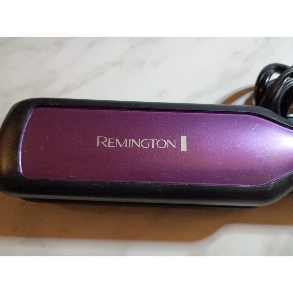 Remington hair straightener